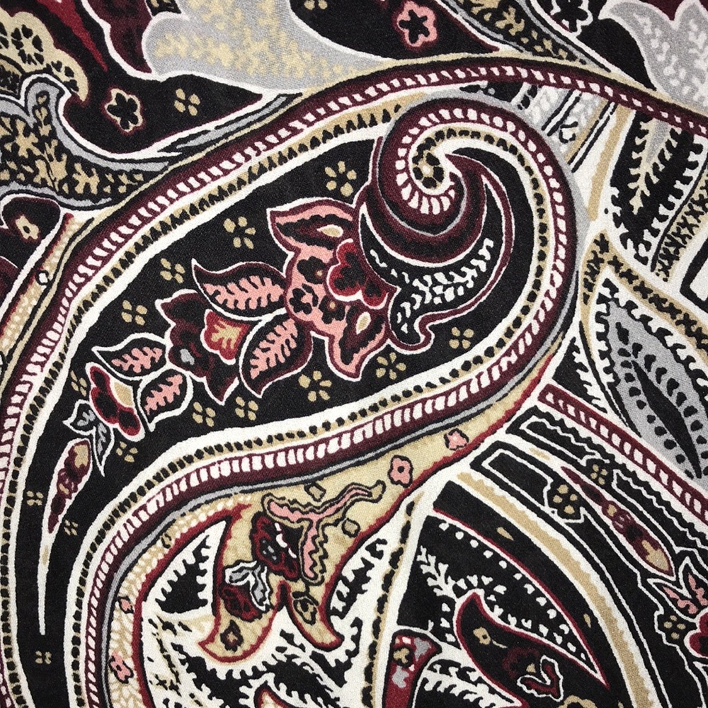 ✅White House Black Market Blouse - Picture 8 of 9